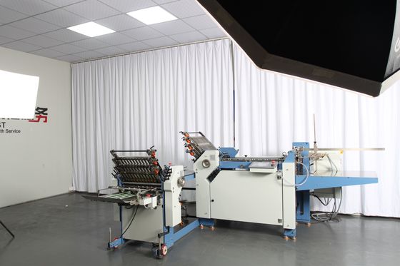 Querfalten-automatische faltende Papiermaschine 380V für die Broschüren-Herstellung