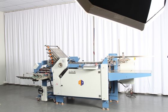 Hochgeschwindigkeits-faltende Papiermaschine A4 mit 12 Schnallen-Platten-und Messer-Ordner