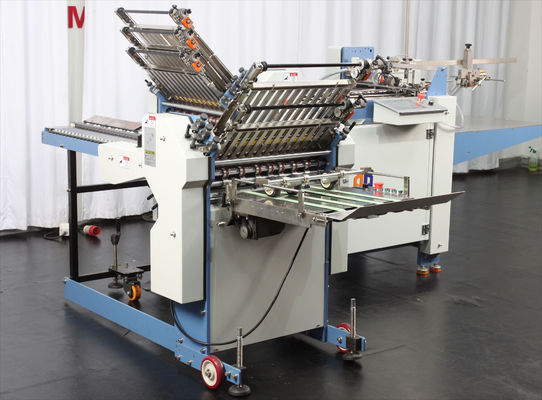 PLC steuerte automatische faltende Papiermaschine mit Touch Screen Antriebssteuerung