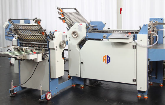 Breiten-Gang-Papierlaufwerksart der Hochgeschwindigkeitsbroschüren-faltende Maschinen-480mm