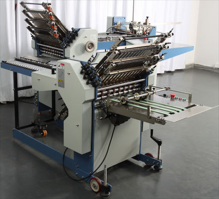 Die 8 Schnallen-Platten-Kreuz falten Papier-Falten-Maschine 360mm mit zweiter Station