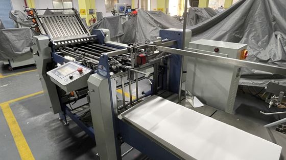Automatische faltende Papiermaschine A3 für pharmazeutische Broschüren