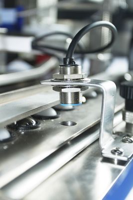 Großformat Pharmazeutische Aussenmappen Papierfaltenmaschine CE-Zertifikat mit Kamerainspektionssystem