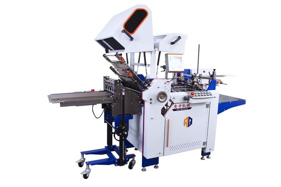 Effiziente Papierfaltenmaschine Breite 480*750mm Größe Broschüren Blattpapier Ordner mit Stapler